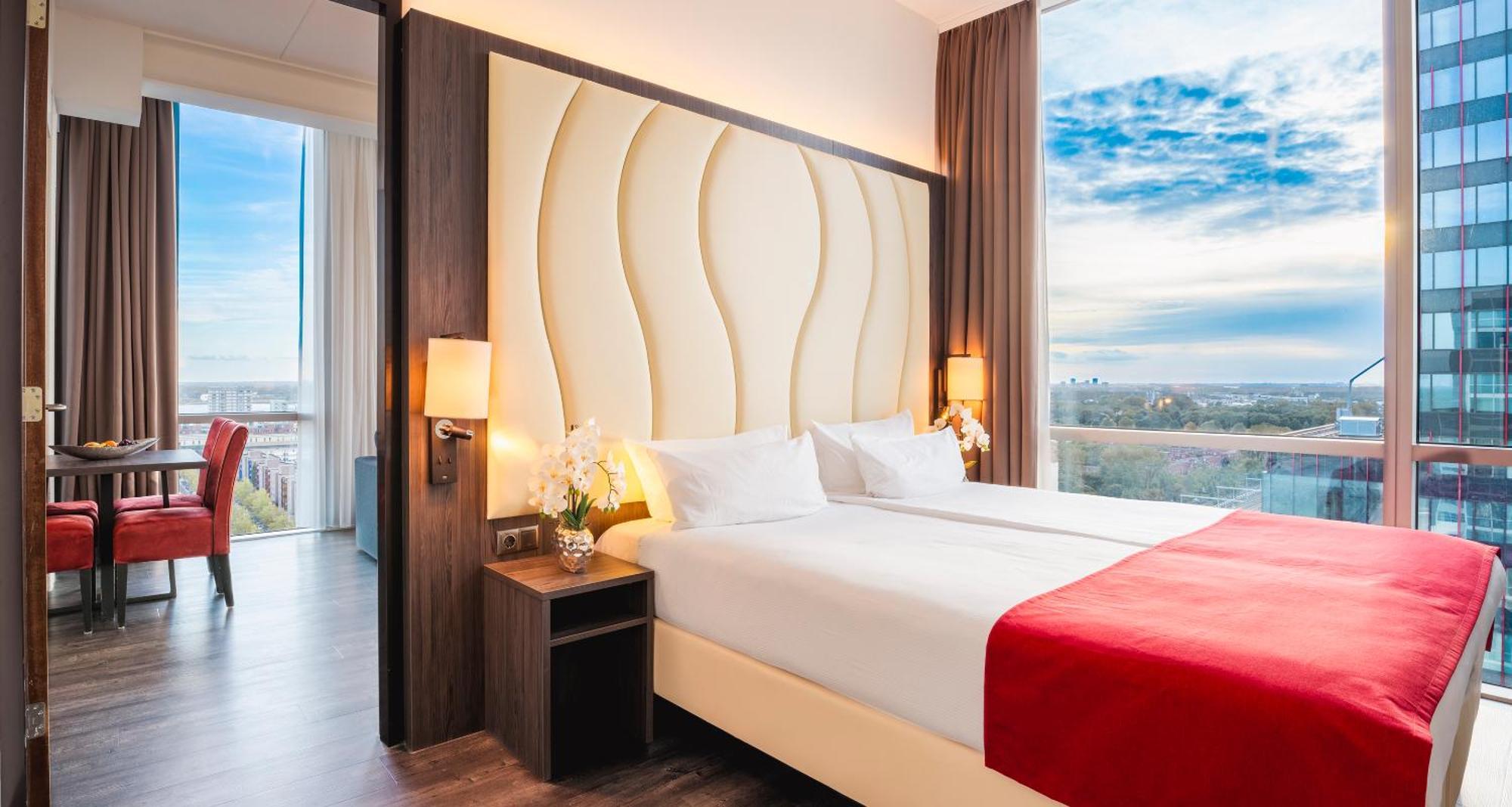 Plaza Premium Almere Luaran gambar