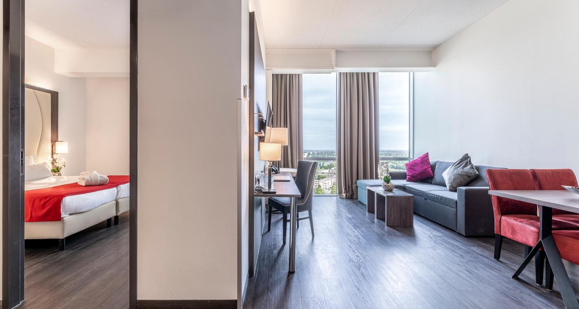 Plaza Premium Almere Luaran gambar