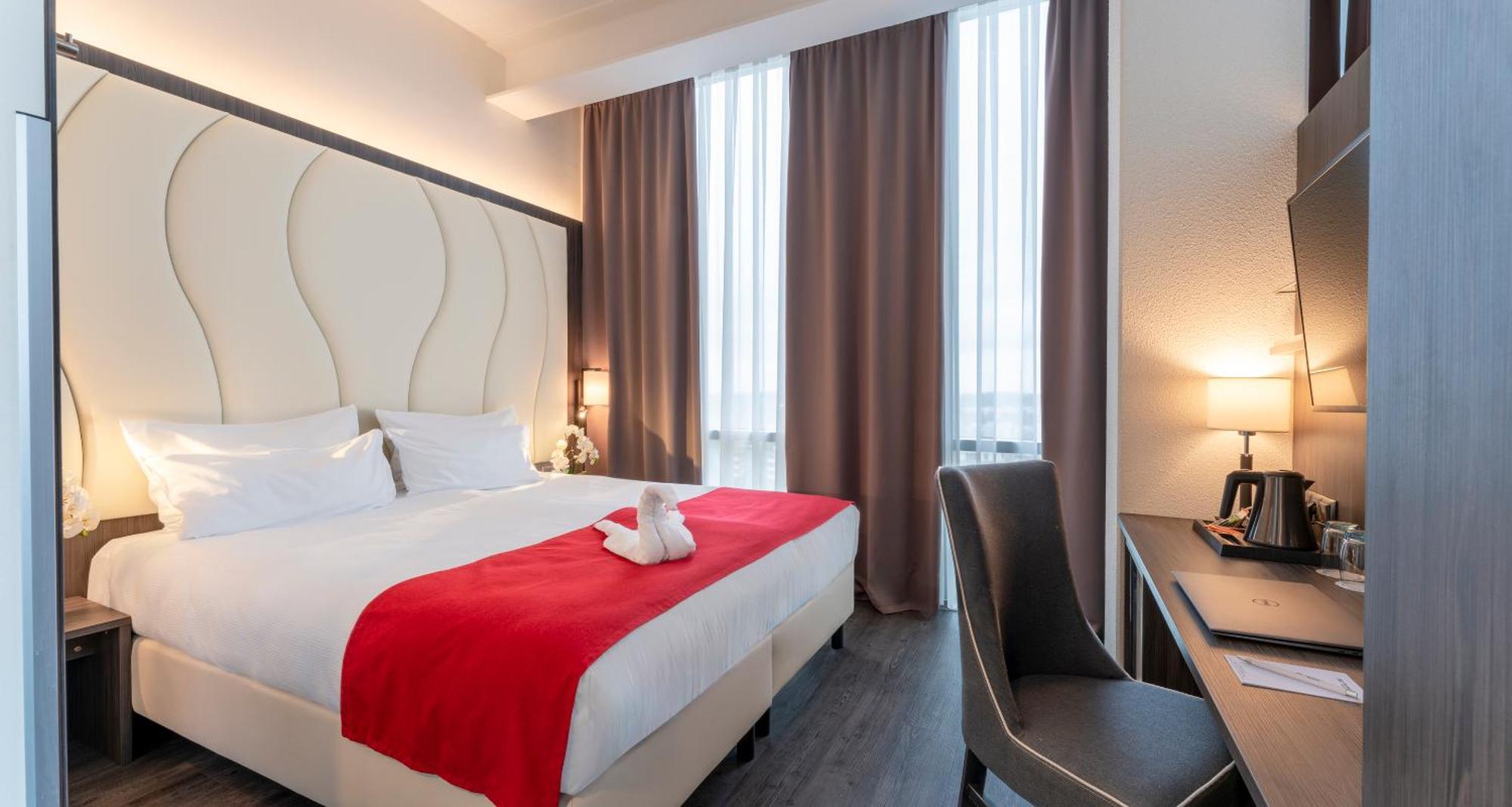 Plaza Premium Almere Luaran gambar