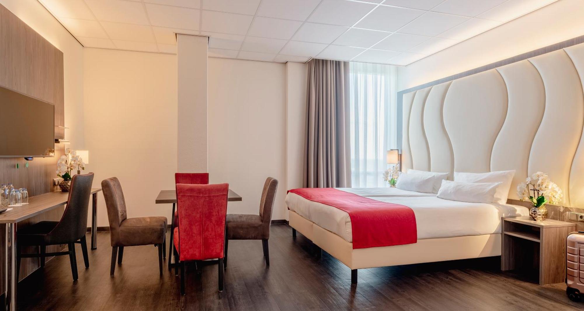 Plaza Premium Almere Luaran gambar