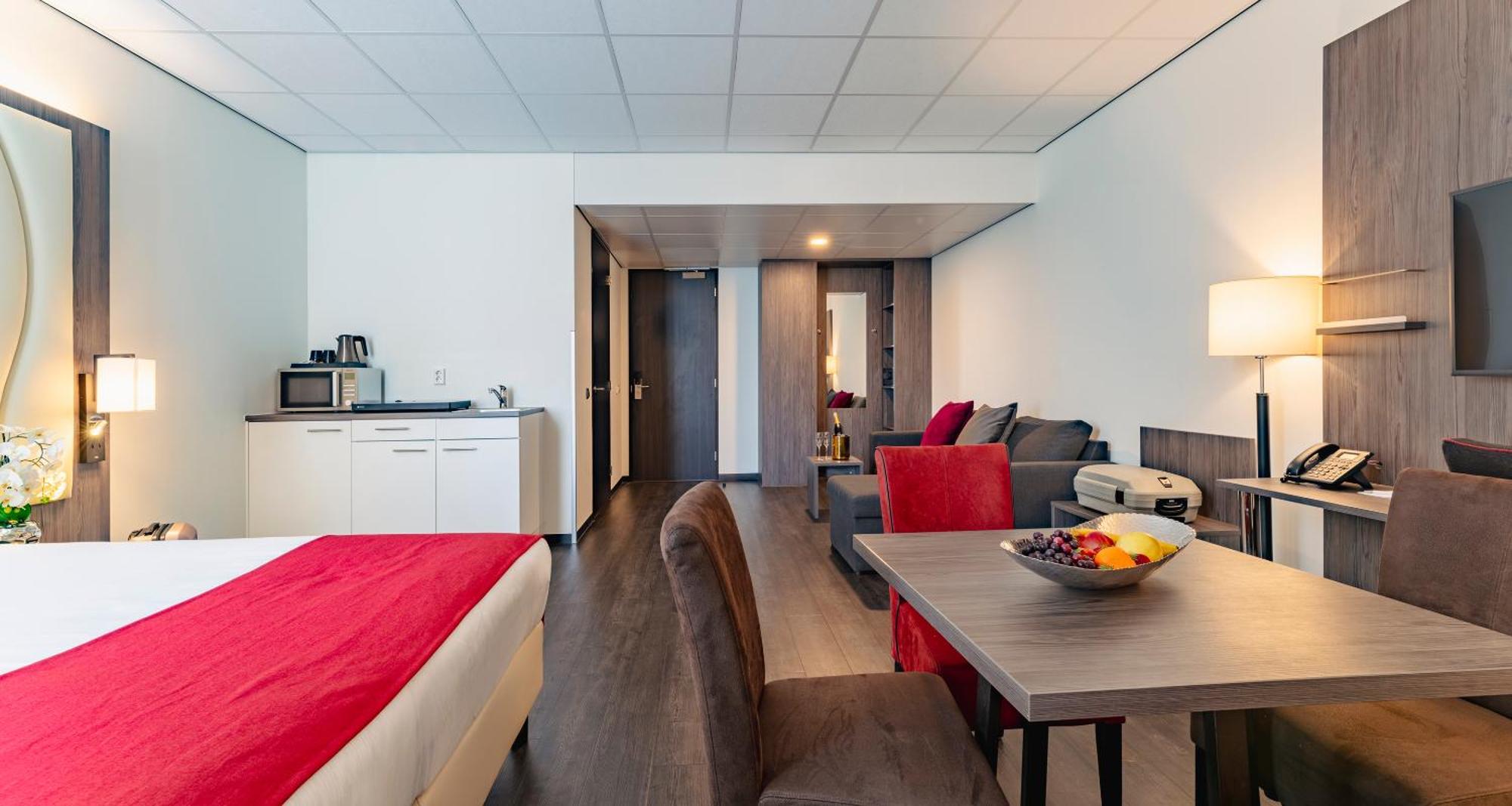 Plaza Premium Almere Luaran gambar