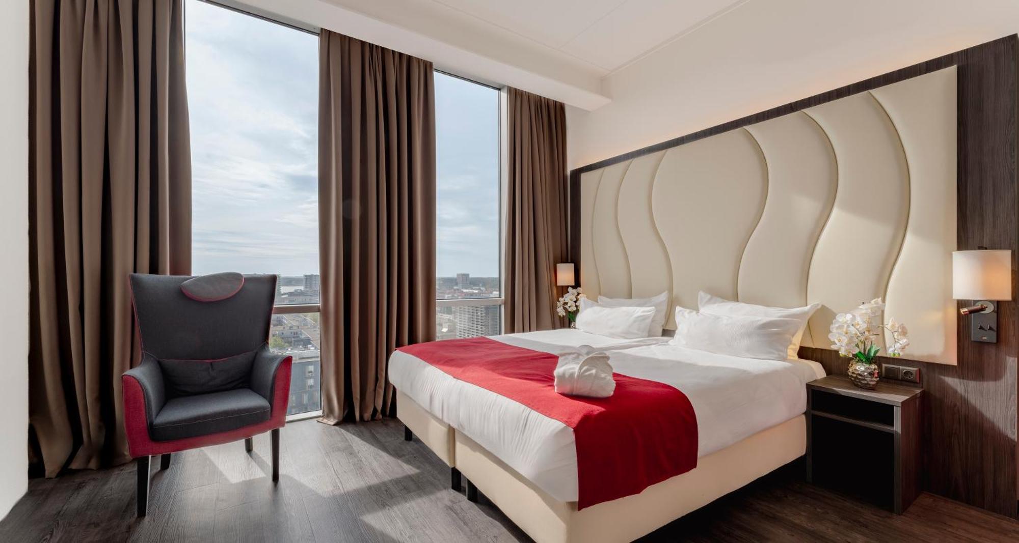 Plaza Premium Almere Luaran gambar