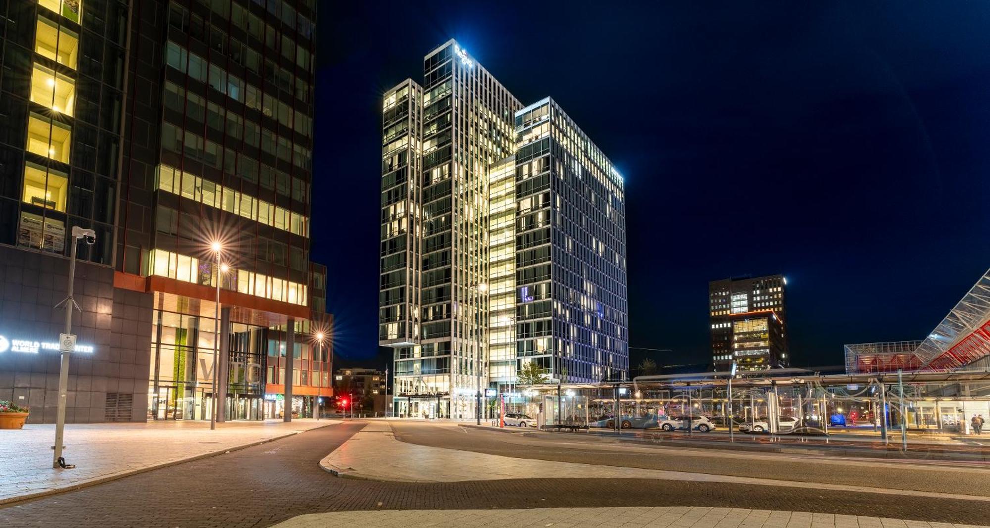 Plaza Premium Almere Luaran gambar