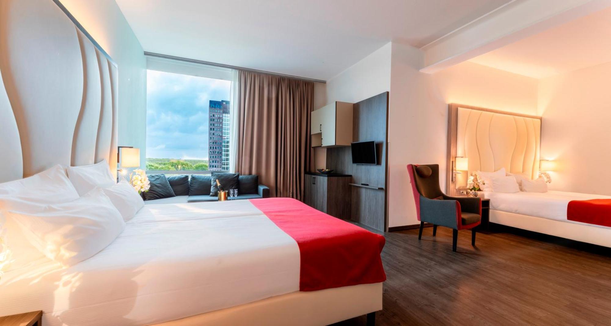 Plaza Premium Almere Luaran gambar